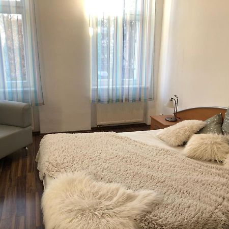 Apartmany Galeta Karlovy Vary Bagian luar foto