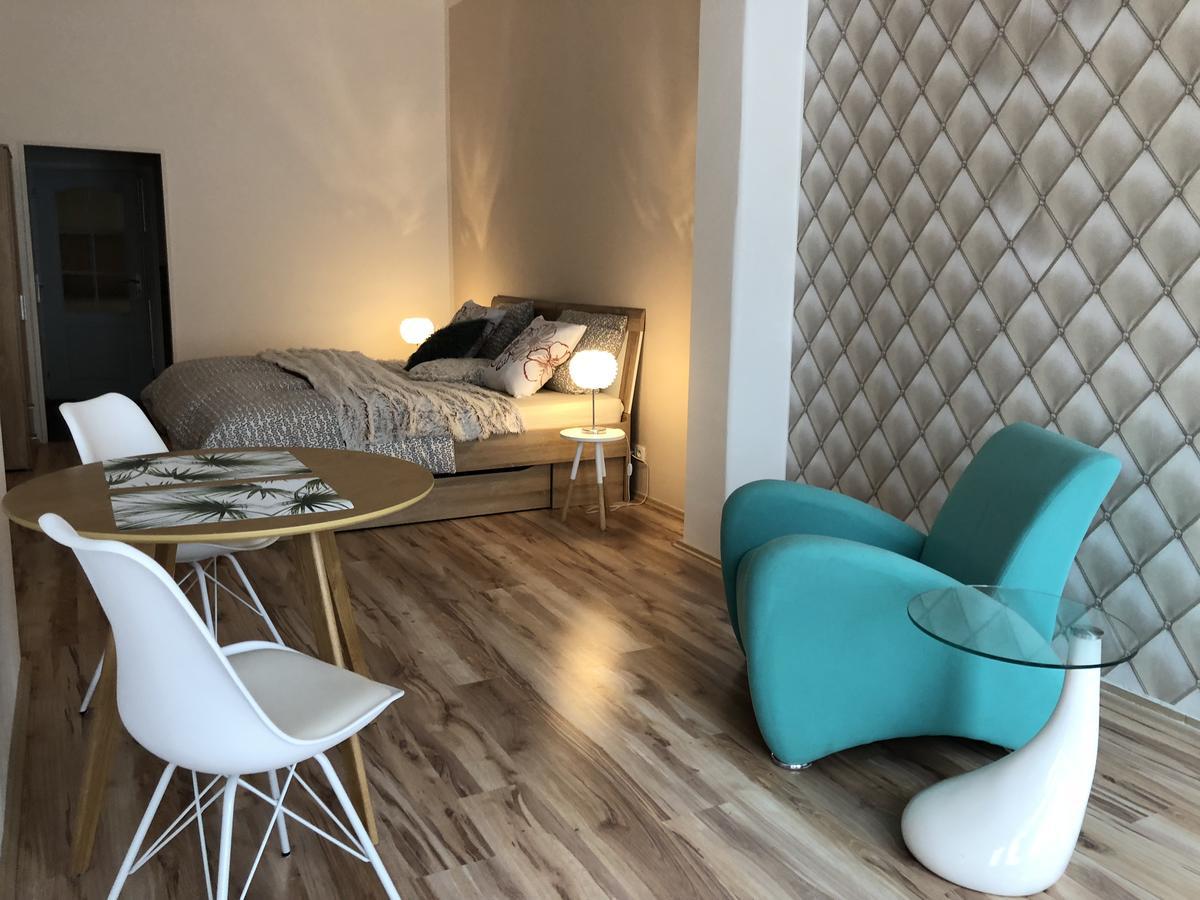 Apartmany Galeta Karlovy Vary Bagian luar foto