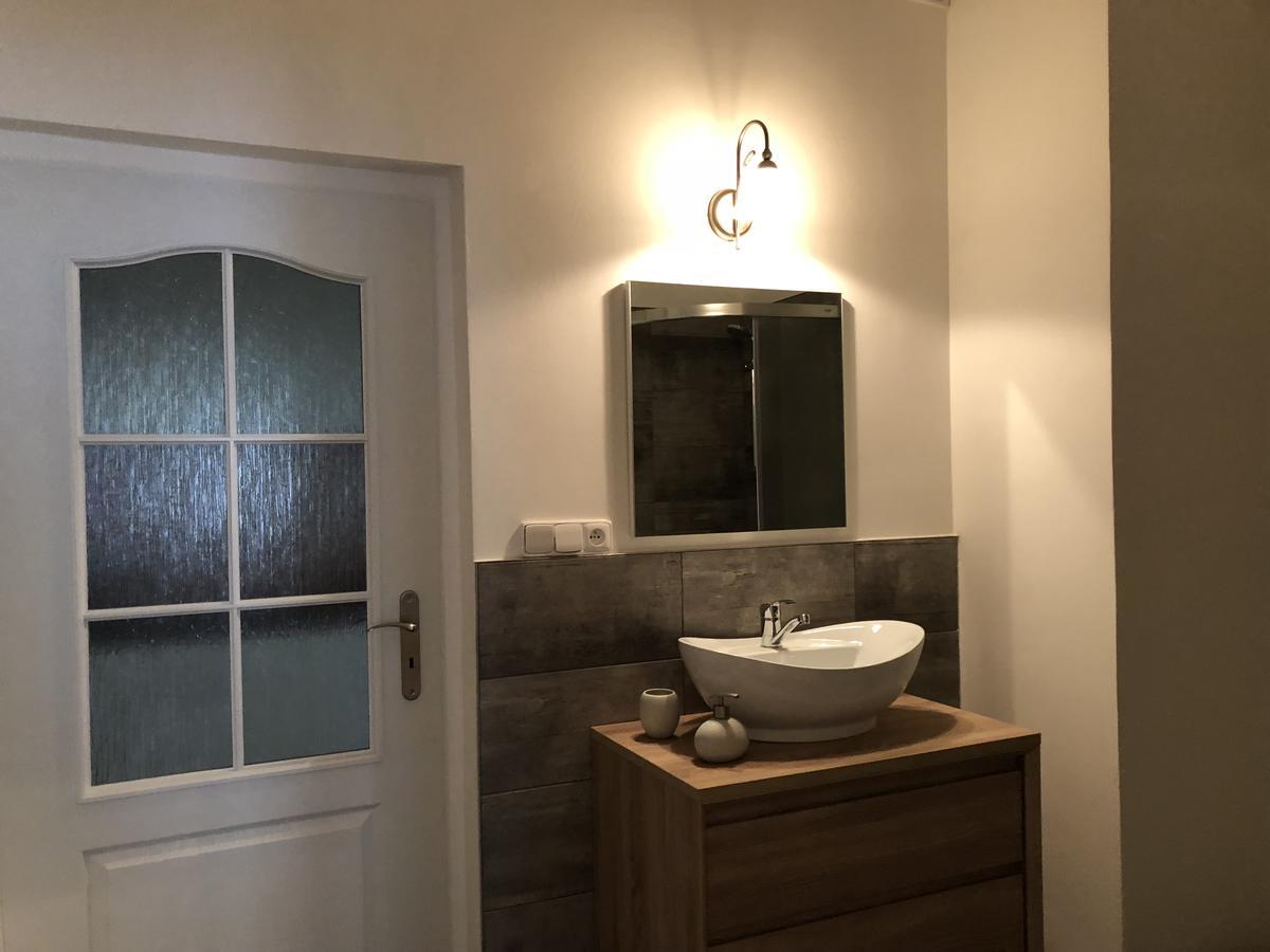Apartmany Galeta Karlovy Vary Bagian luar foto